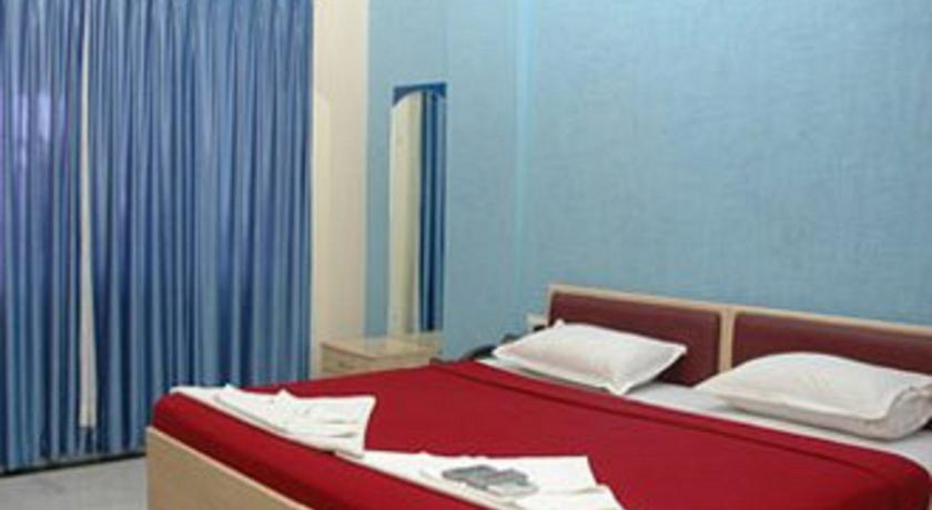 העיר בנגלור Oyo 4606 Hotel Maple Green Suites מראה חיצוני תמונה